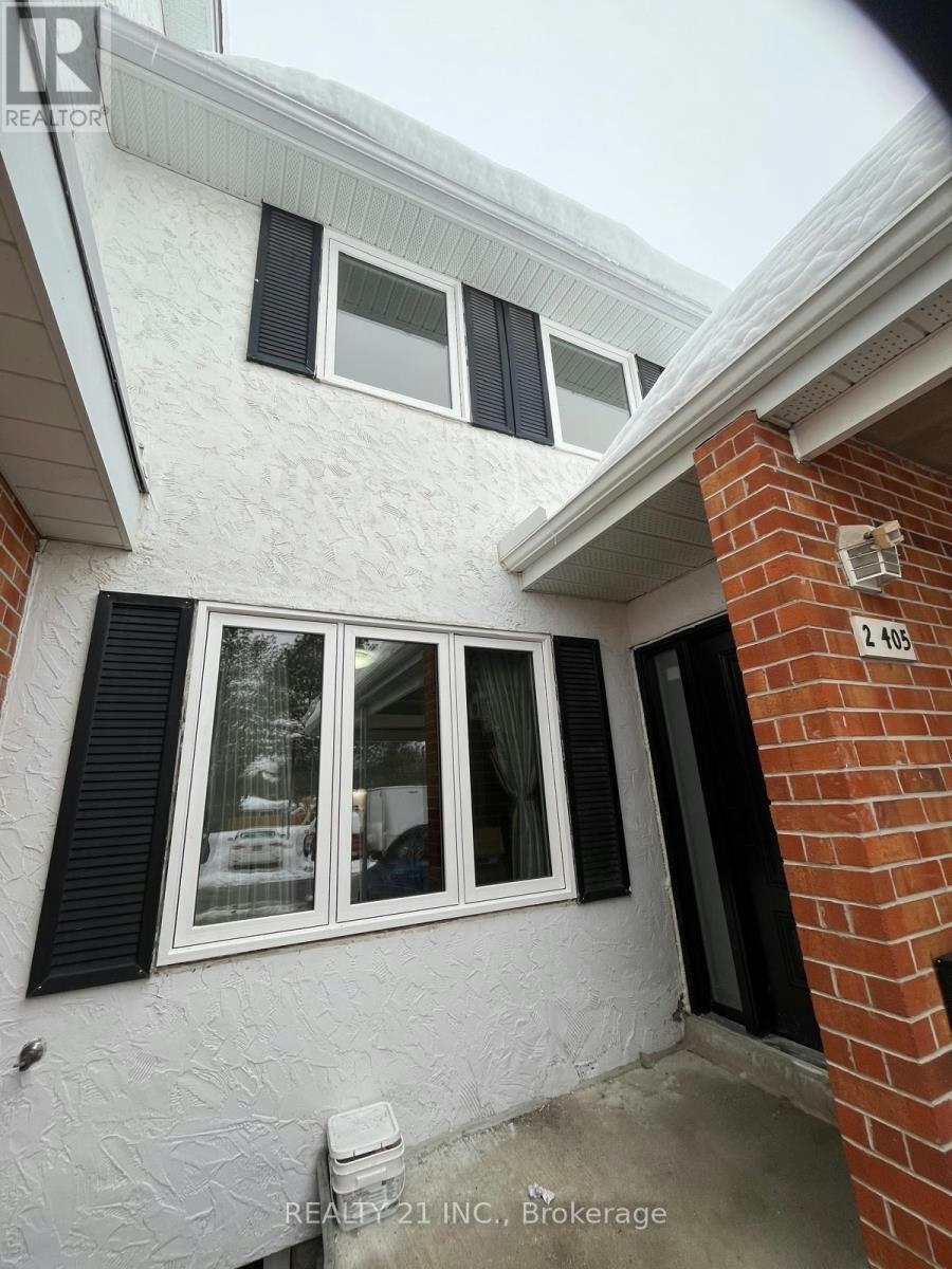 2-405 Keats Way, Waterloo, ON, N2L 5S7