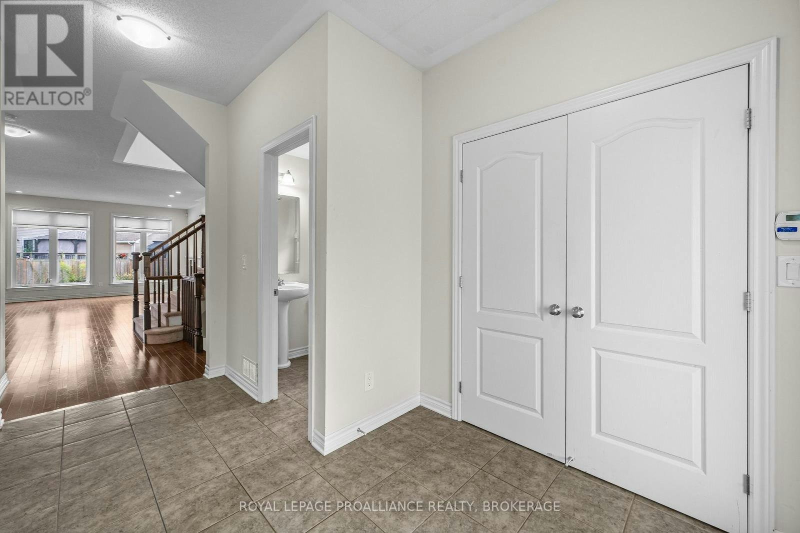 1397 Waterside Way, Kingston, ON, K7K 0E9 - 5