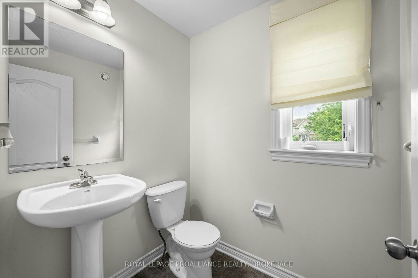 1397 Waterside Way, Kingston, ON, K7K 0E9 - 6
