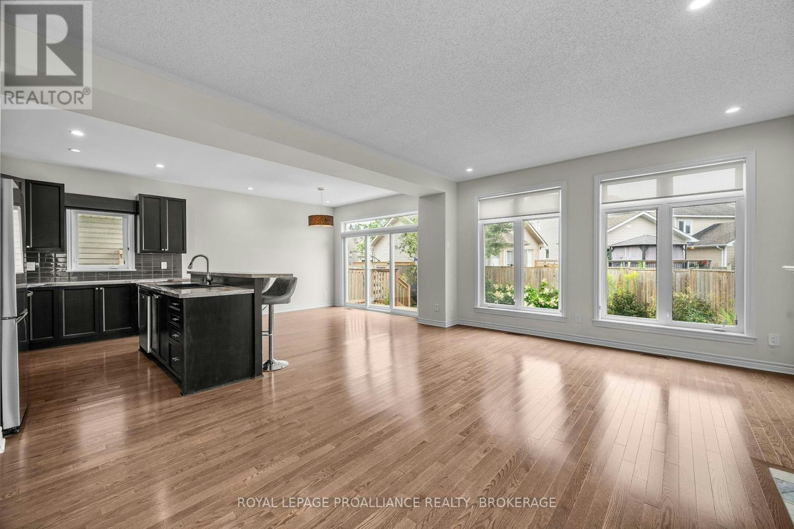 1397 Waterside Way, Kingston, ON, K7K 0E9 - 13