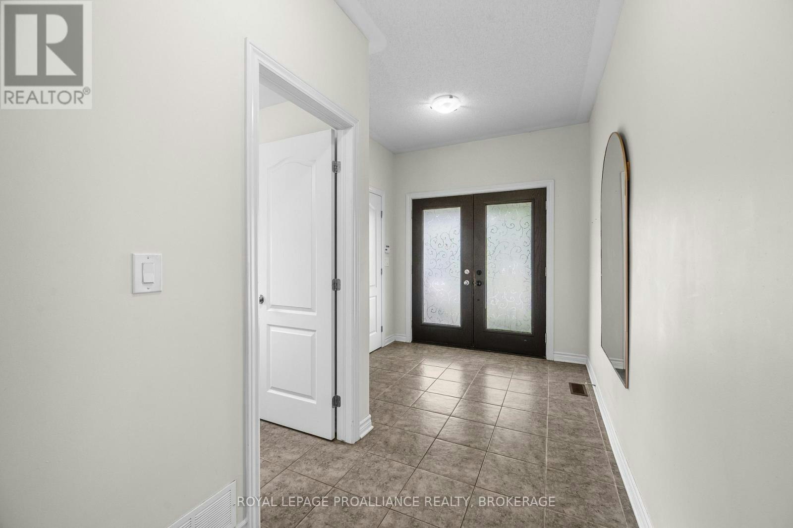 1397 Waterside Way, Kingston, ON, K7K 0E9 - 4