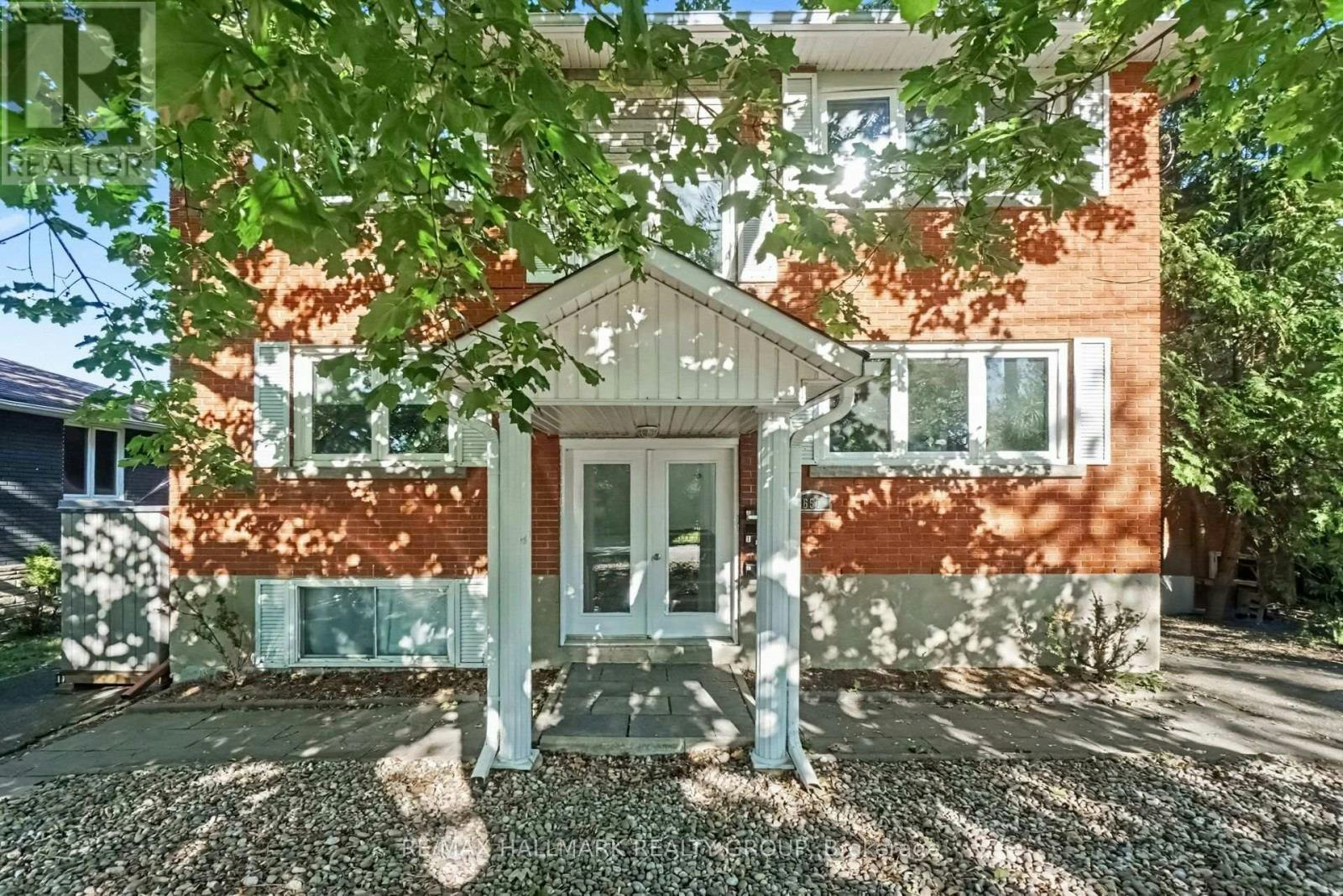 657 Golden Avenue, Ottawa, ON, K2A 2G3