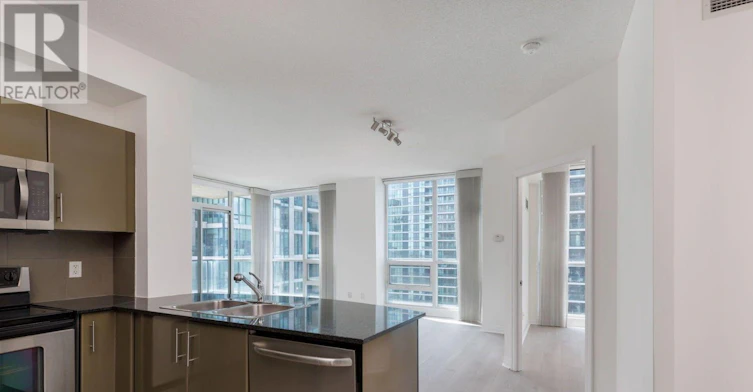2711-16 Yonge Street, Toronto, ON, M5E 2A1 - 8