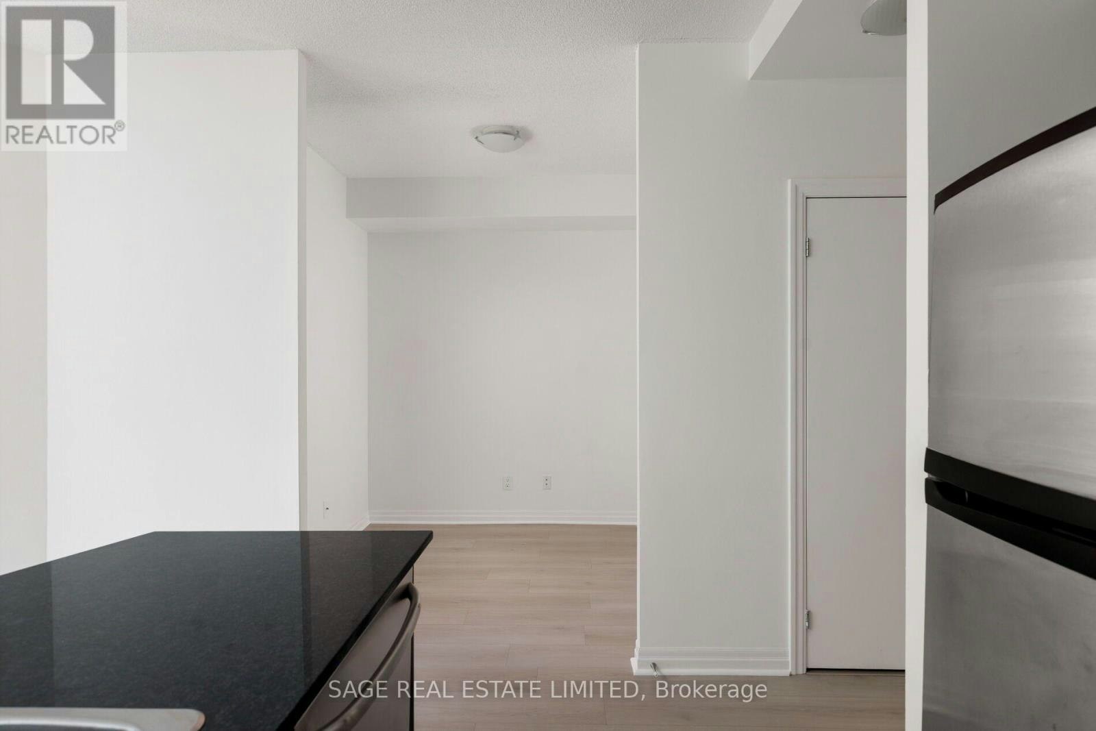 2711-16 Yonge Street, Toronto, ON, M5E 2A1 - 19