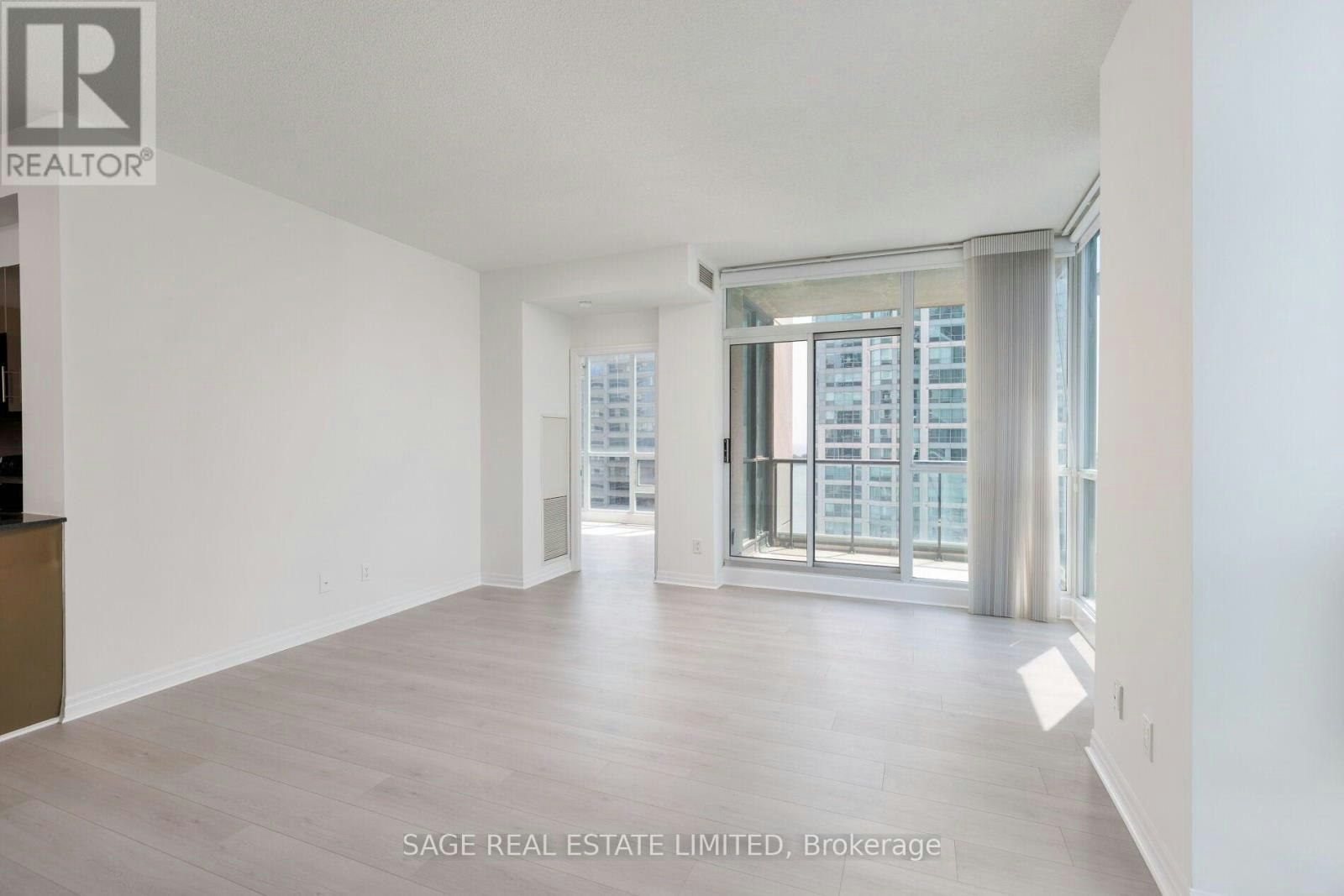2711-16 Yonge Street, Toronto, ON, M5E 2A1 - 5