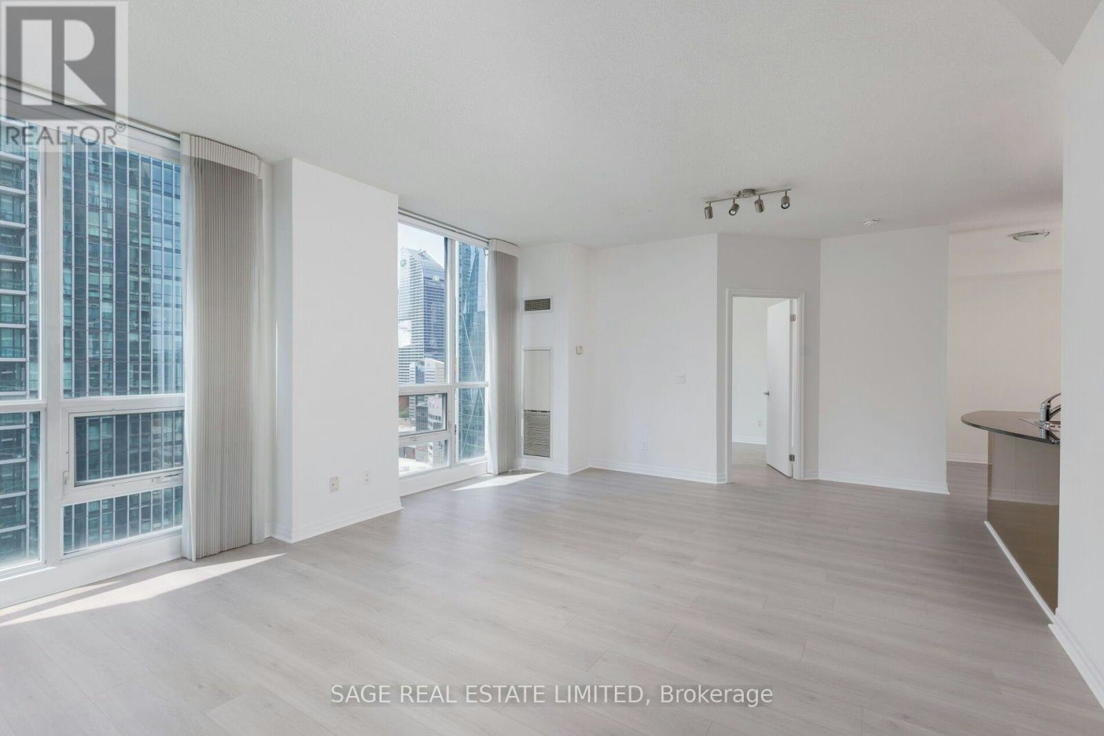 2711-16 Yonge Street, Toronto, ON, M5E 2A1 - 12