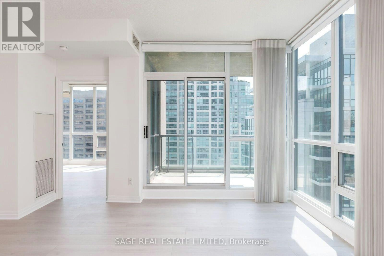 2711-16 Yonge Street, Toronto, ON, M5E 2A1 - 7