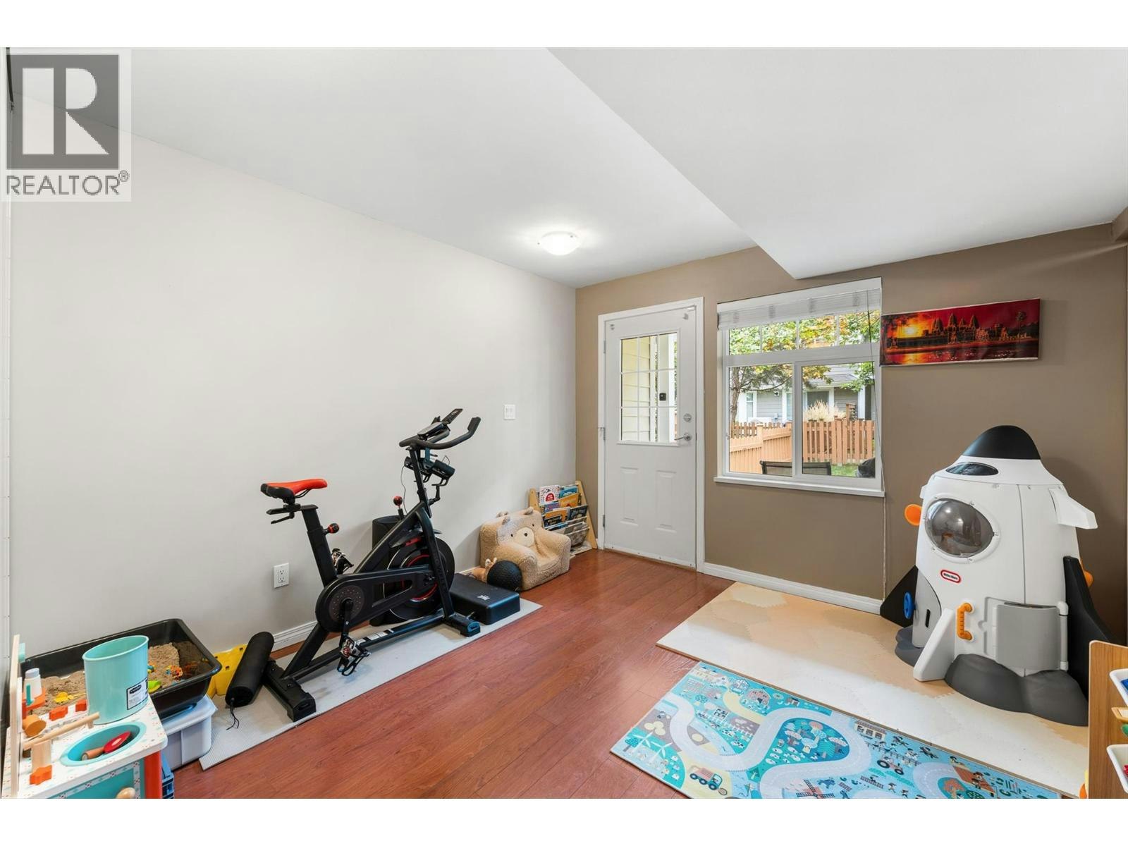 26-1853 Parkview Crescent, Kelowna, BC, V1X 8A3 - 26