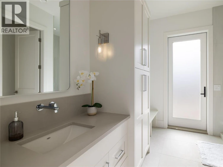4485 Wallace Hill Road, Kelowna, BC, V1W 4C3 - 63