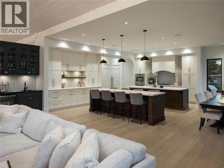 4485 Wallace Hill Road, Kelowna, BC, V1W 4C3 - 9