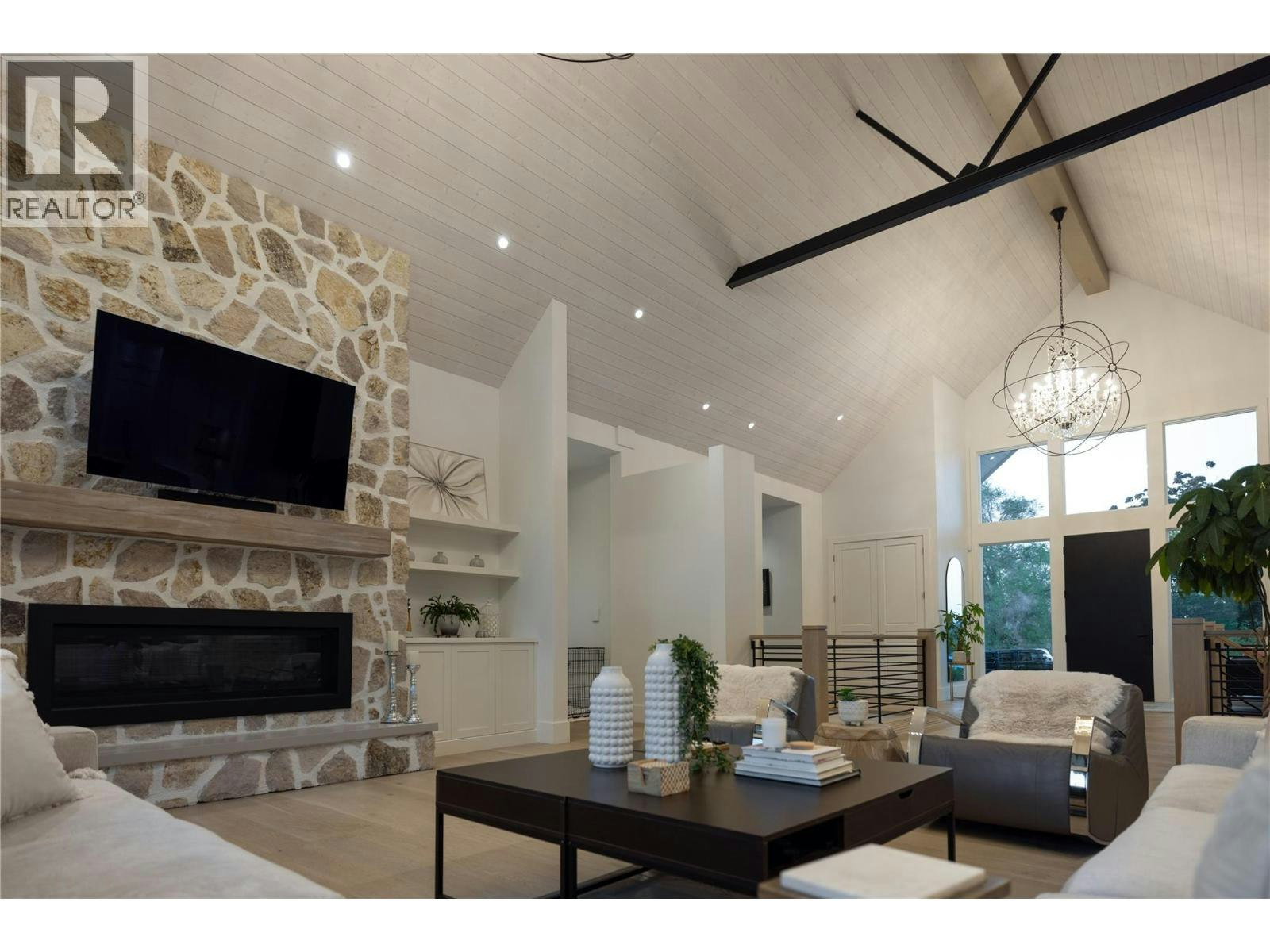 4485 Wallace Hill Road, Kelowna, BC, V1W 4C3 - 8