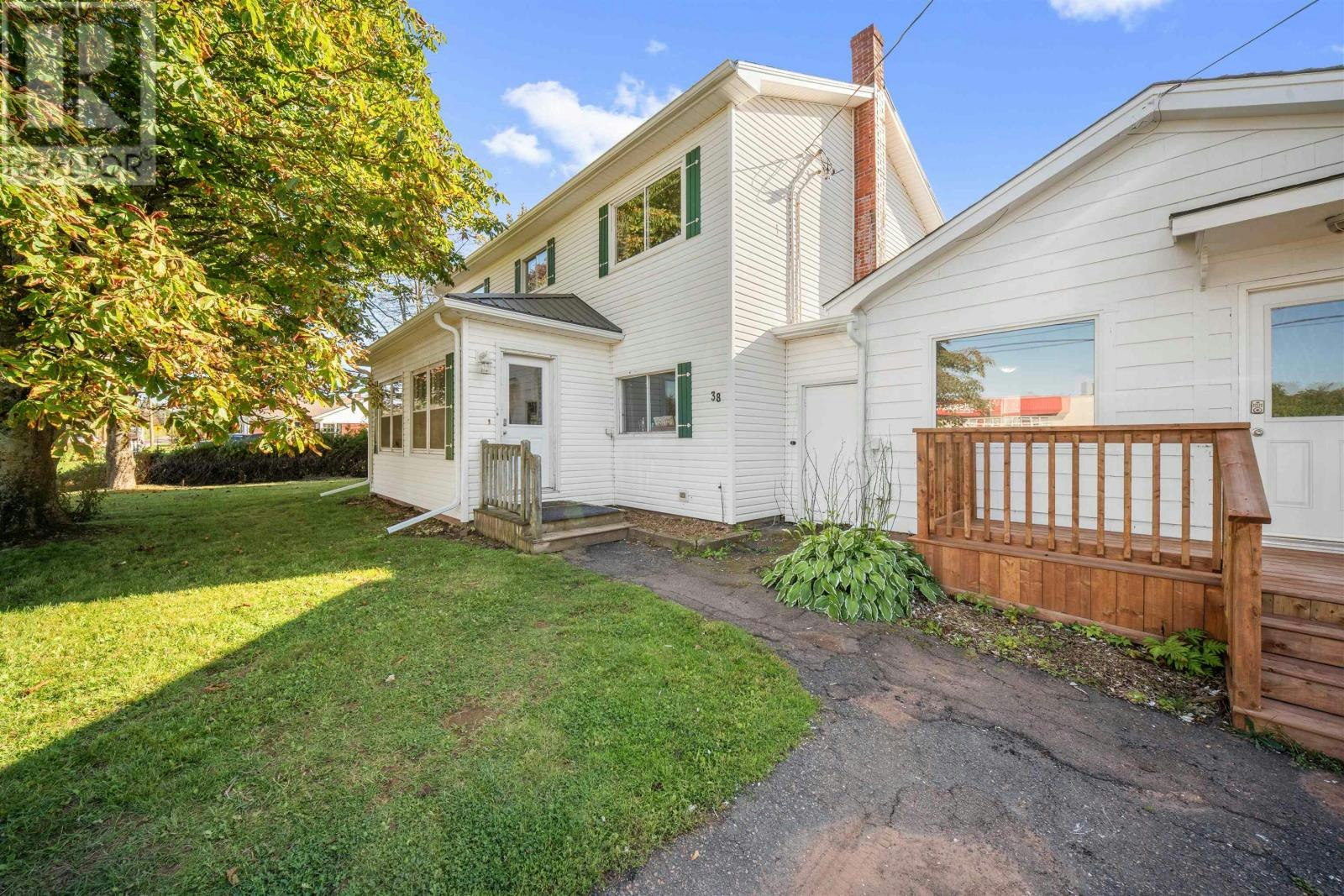38 Broadway Street, Kensington, PE, C0B 1M0