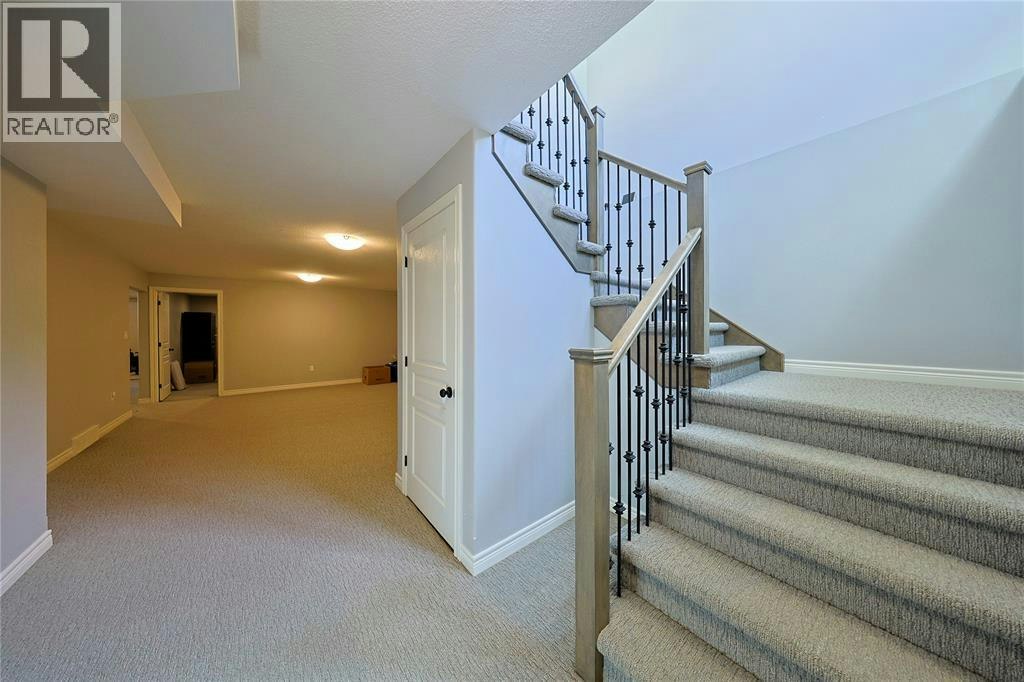 229 Meadowlark Lane, Sarnia, ON, N7S 0B6 - 16