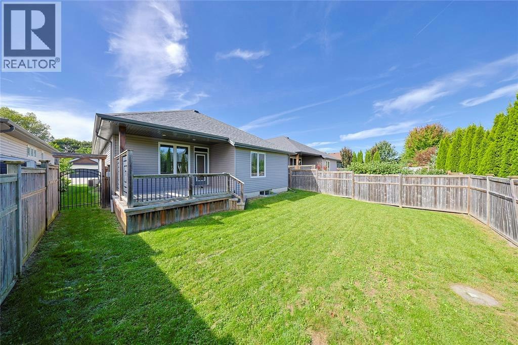 229 Meadowlark Lane, Sarnia, ON, N7S 0B6 - 23