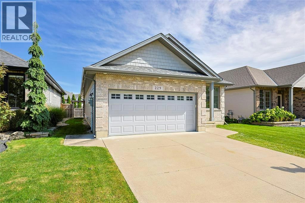 229 Meadowlark Lane, Sarnia, ON, N7S 0B6 - 27