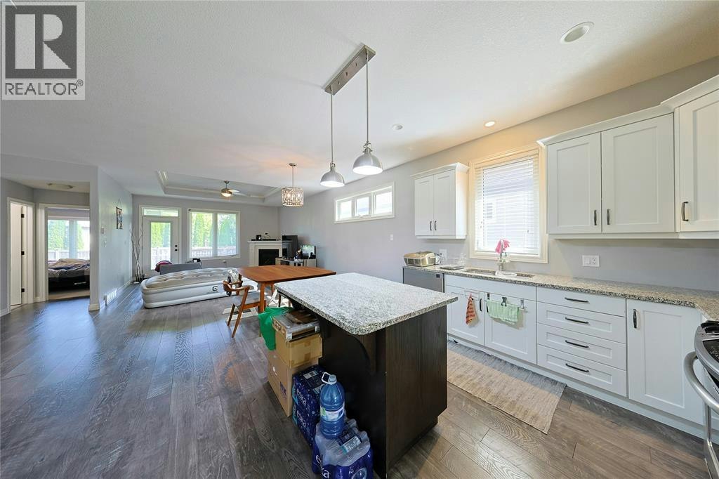 229 Meadowlark Lane, Sarnia, ON, N7S 0B6 - 4