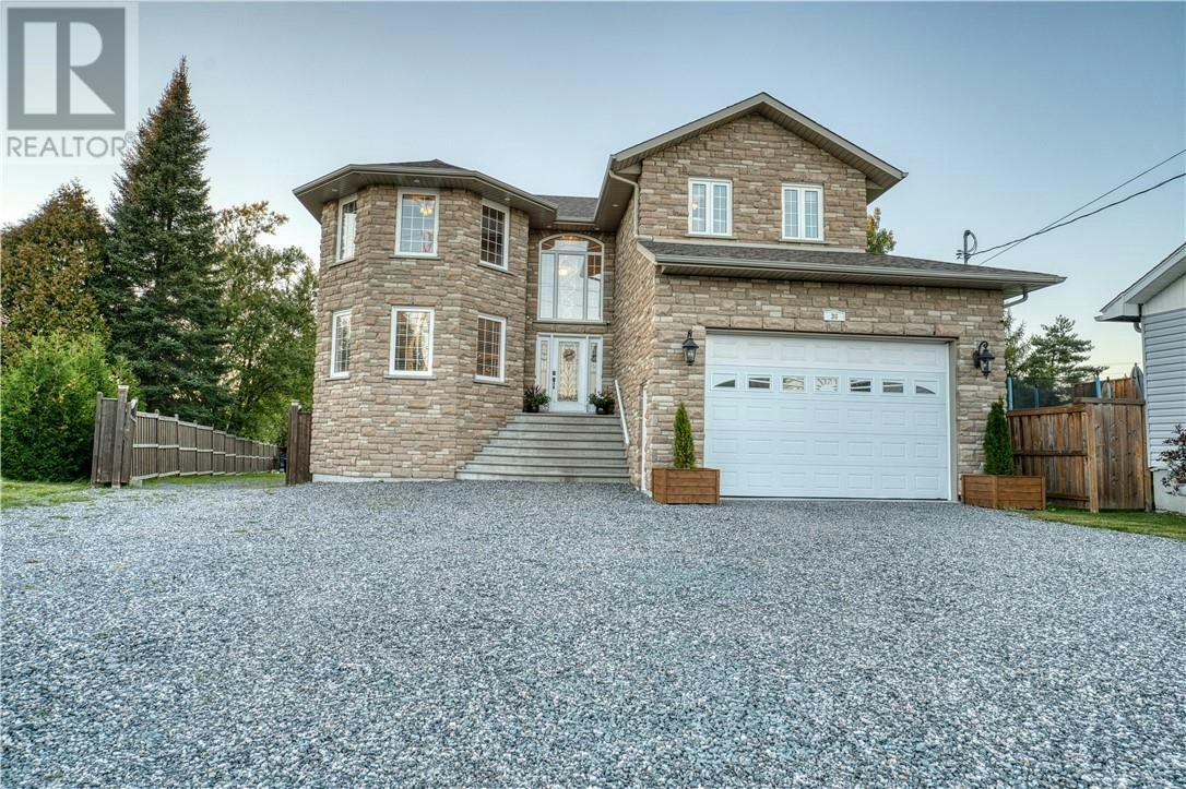 36 Riverside Drive, Greater Sudbury, ON, P0M 3C0