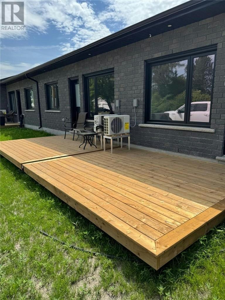 105 Notre Dame Street, Greater Sudbury, ON, P0M 1B0 - 13