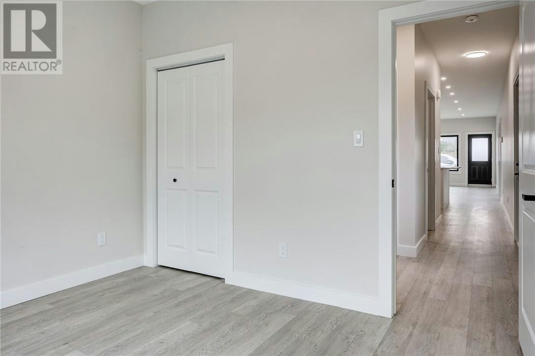 105 Notre Dame Street, Greater Sudbury, ON, P0M 1B0 - 11