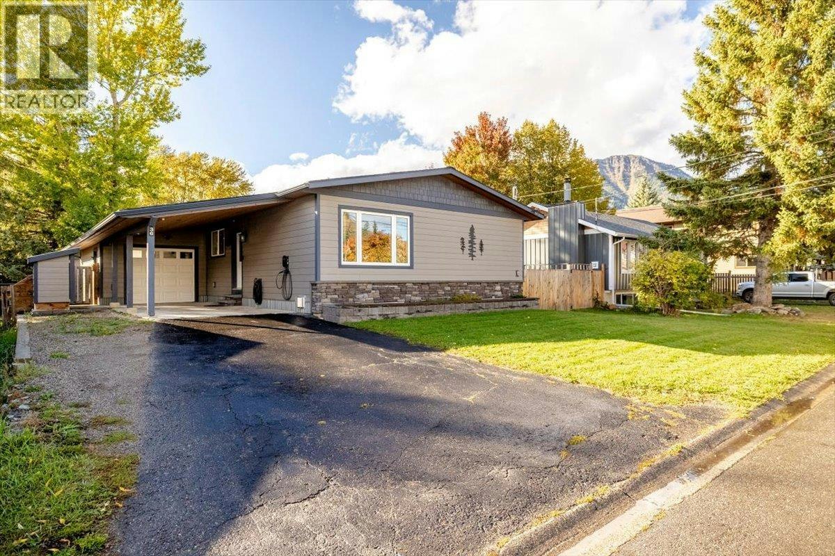 36 Mt Trinity Avenue, Fernie, BC, V0B 1M3