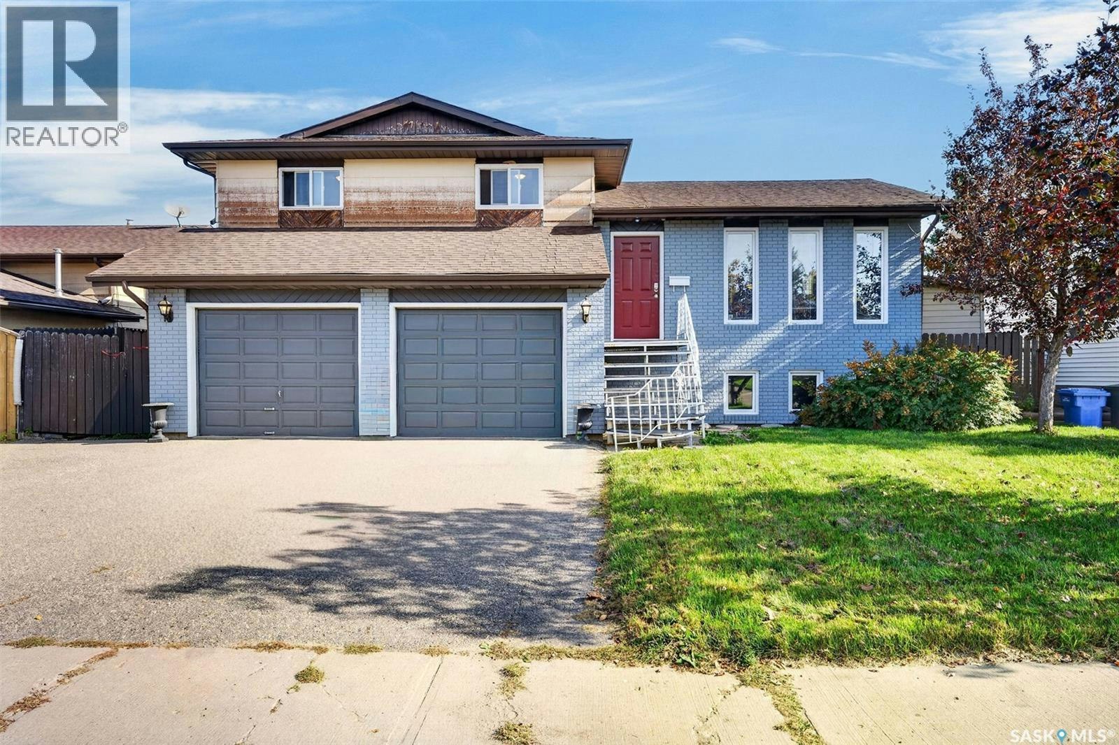 3458 Eagle Crescent, Prince Albert, SK, S6V 7W9