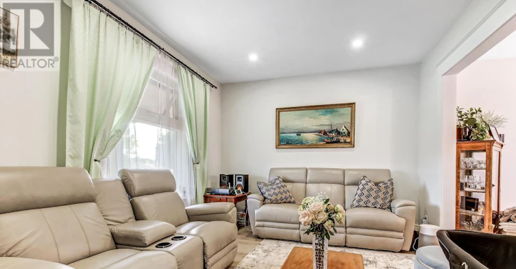 71 Wilson Avenue, St. Thomas, ON, N5R 3R1 - 4