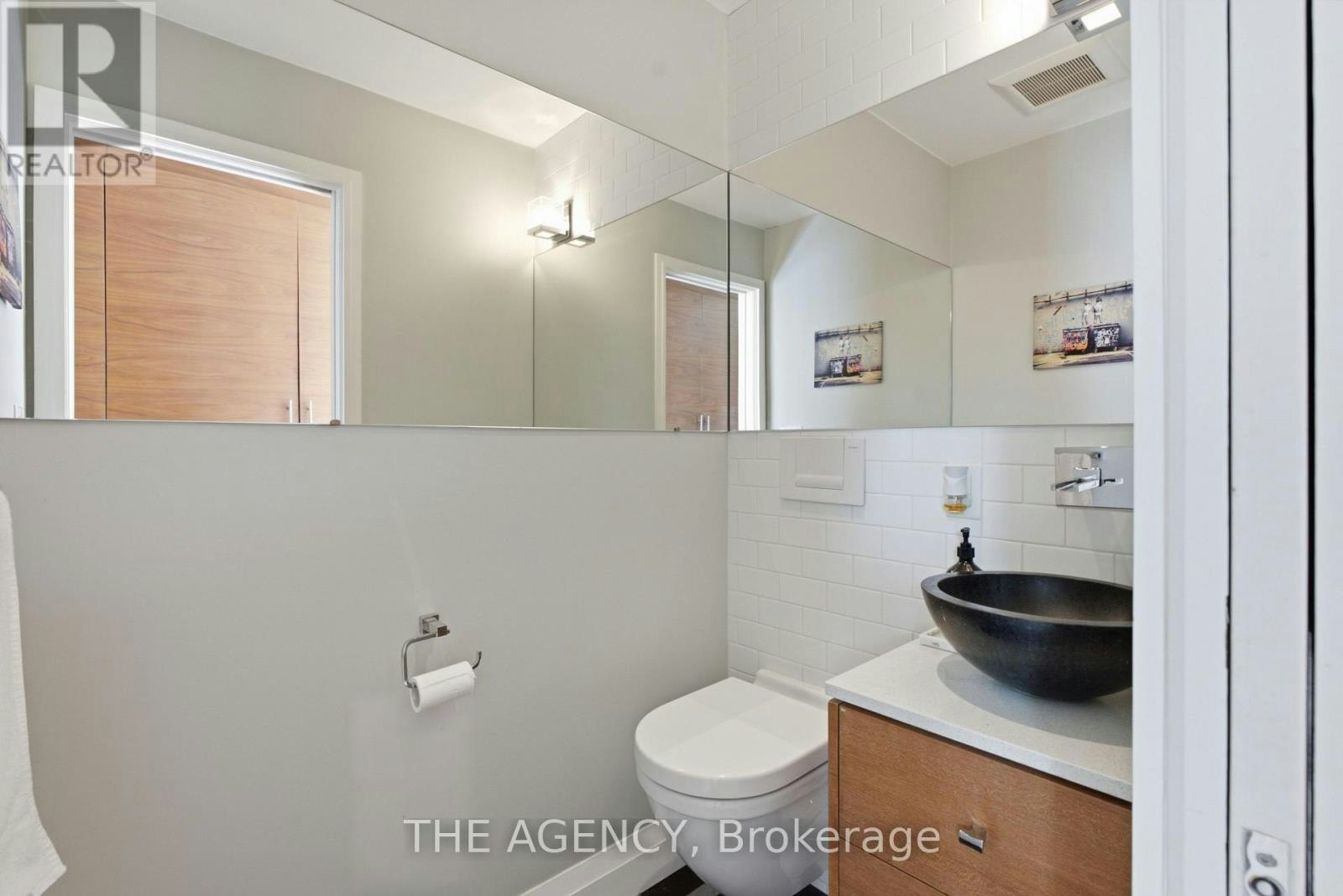14A-570 Wellington Street, Toronto, ON, M5V 2X5 - 14