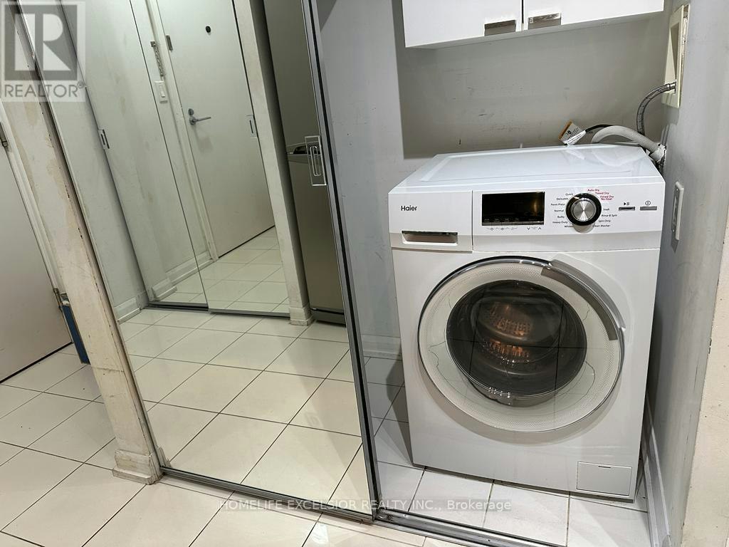 632-111 Elizabeth Street, Toronto, ON, M5G 1P7 - 13
