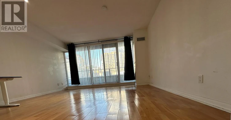 632-111 Elizabeth Street, Toronto, ON, M5G 1P7 - 6