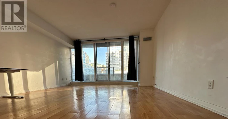 632-111 Elizabeth Street, Toronto, ON, M5G 1P7 - 5