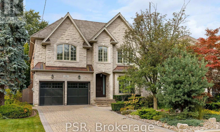94 Munro Boulevard