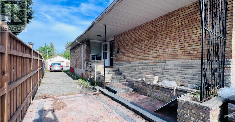 MAIN-7 Perivale Crescent, Toronto, ON, M1J 2B9 - 10