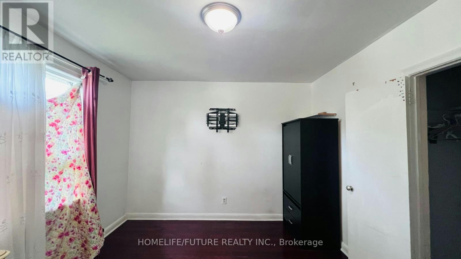 MAIN-7 Perivale Crescent, Toronto, ON, M1J 2B9 - 9