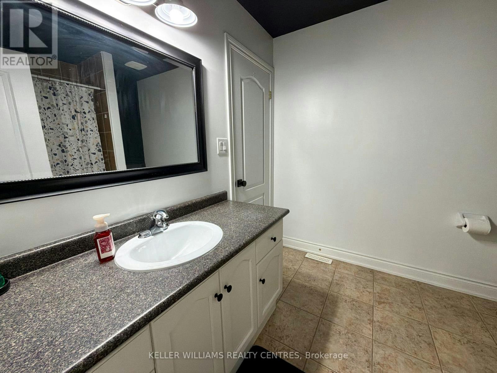 125 Huronia Road, Barrie, ON, L4N 4G1 - 14