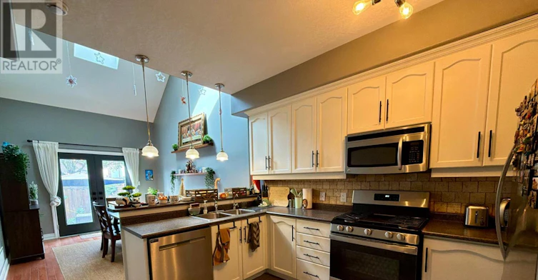 125 Huronia Road, Barrie, ON, L4N 4G1 - 6