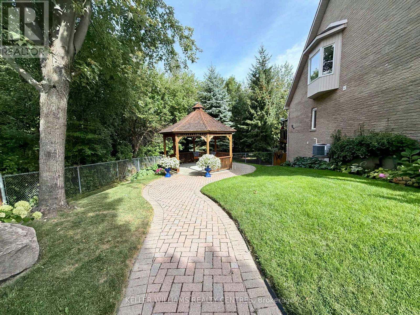 125 Huronia Road, Barrie, ON, L4N 4G1 - 39