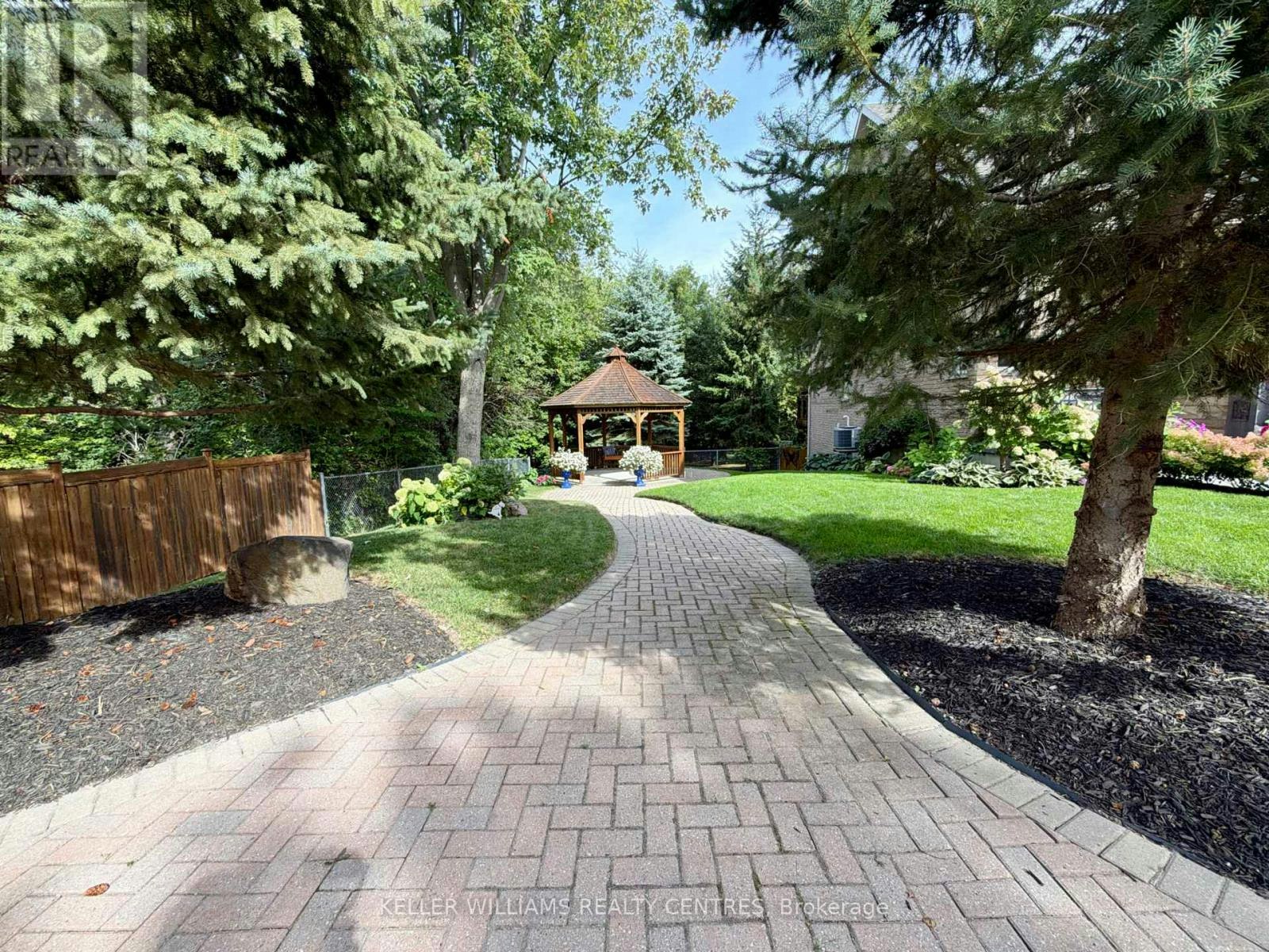 125 Huronia Road, Barrie, ON, L4N 4G1 - 38