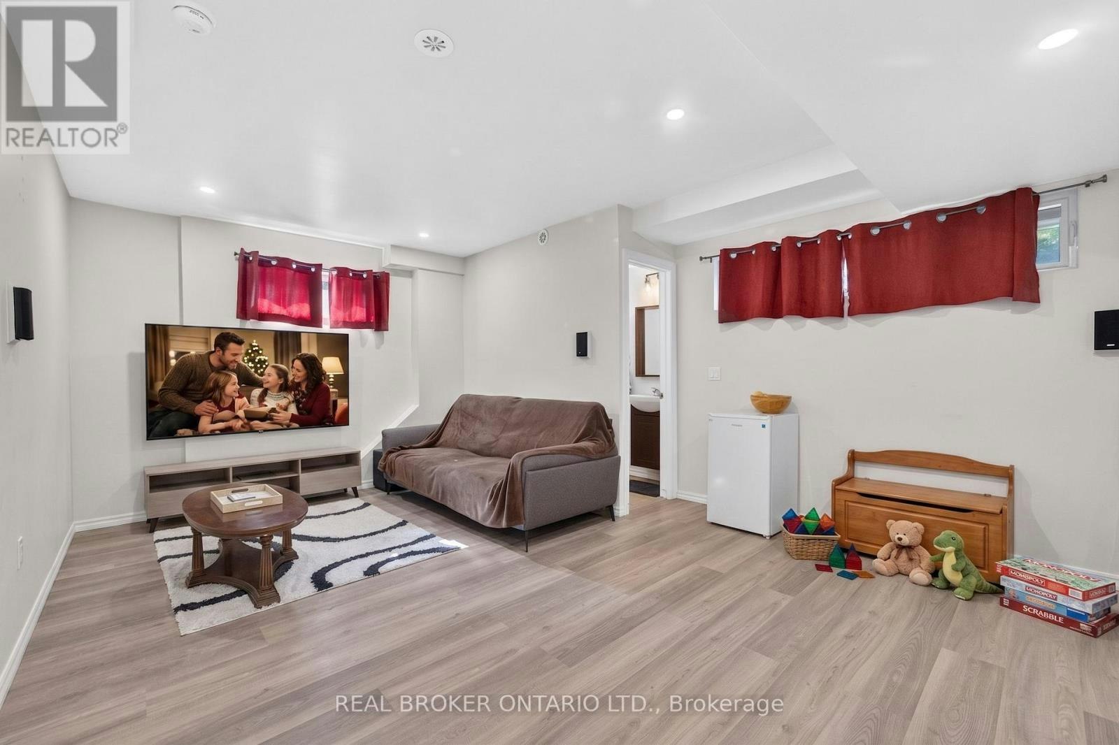 63-35 Applewood Lane, Toronto, ON, M9C 0C1 - 30