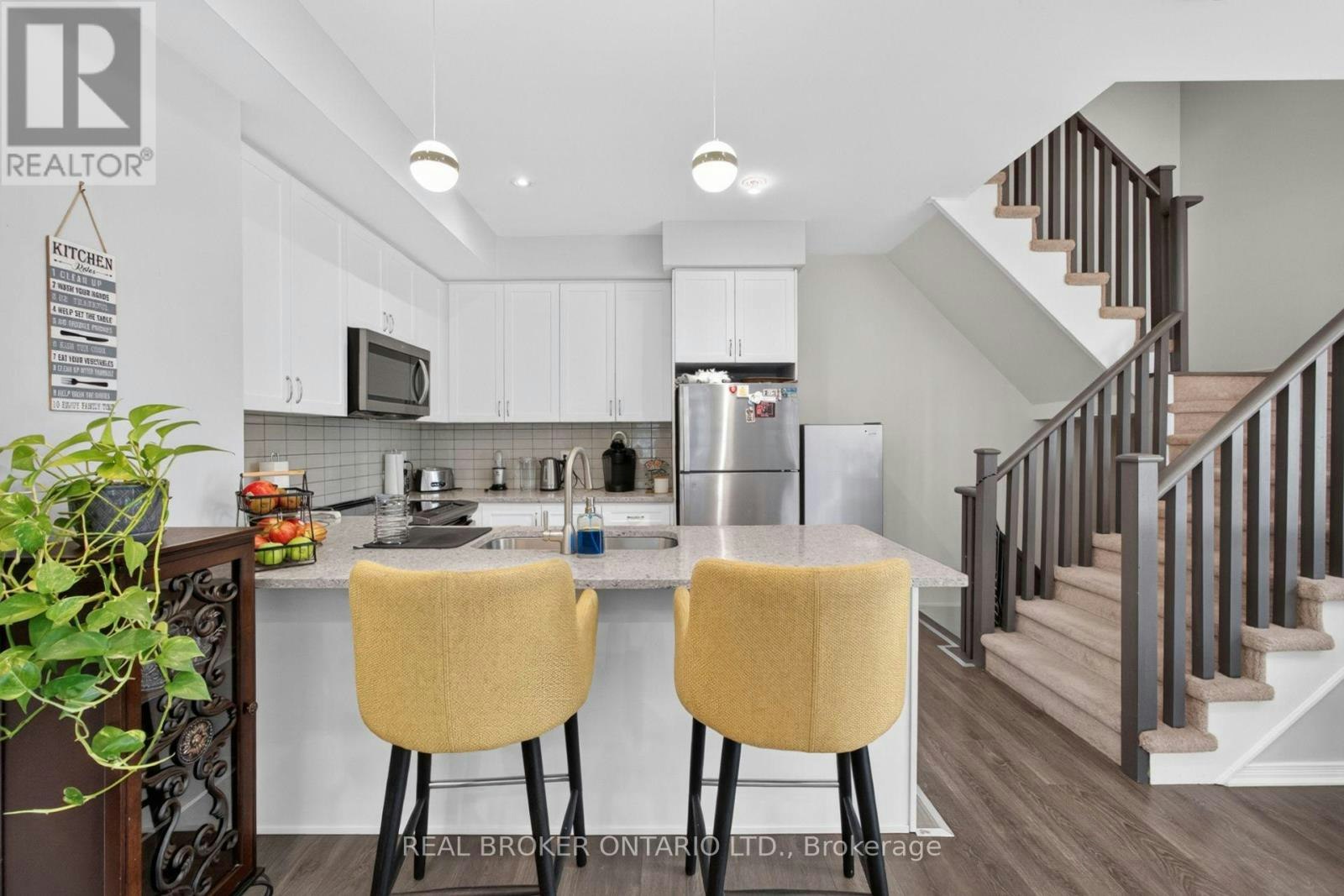 63-35 Applewood Lane, Toronto, ON, M9C 0C1 - 8