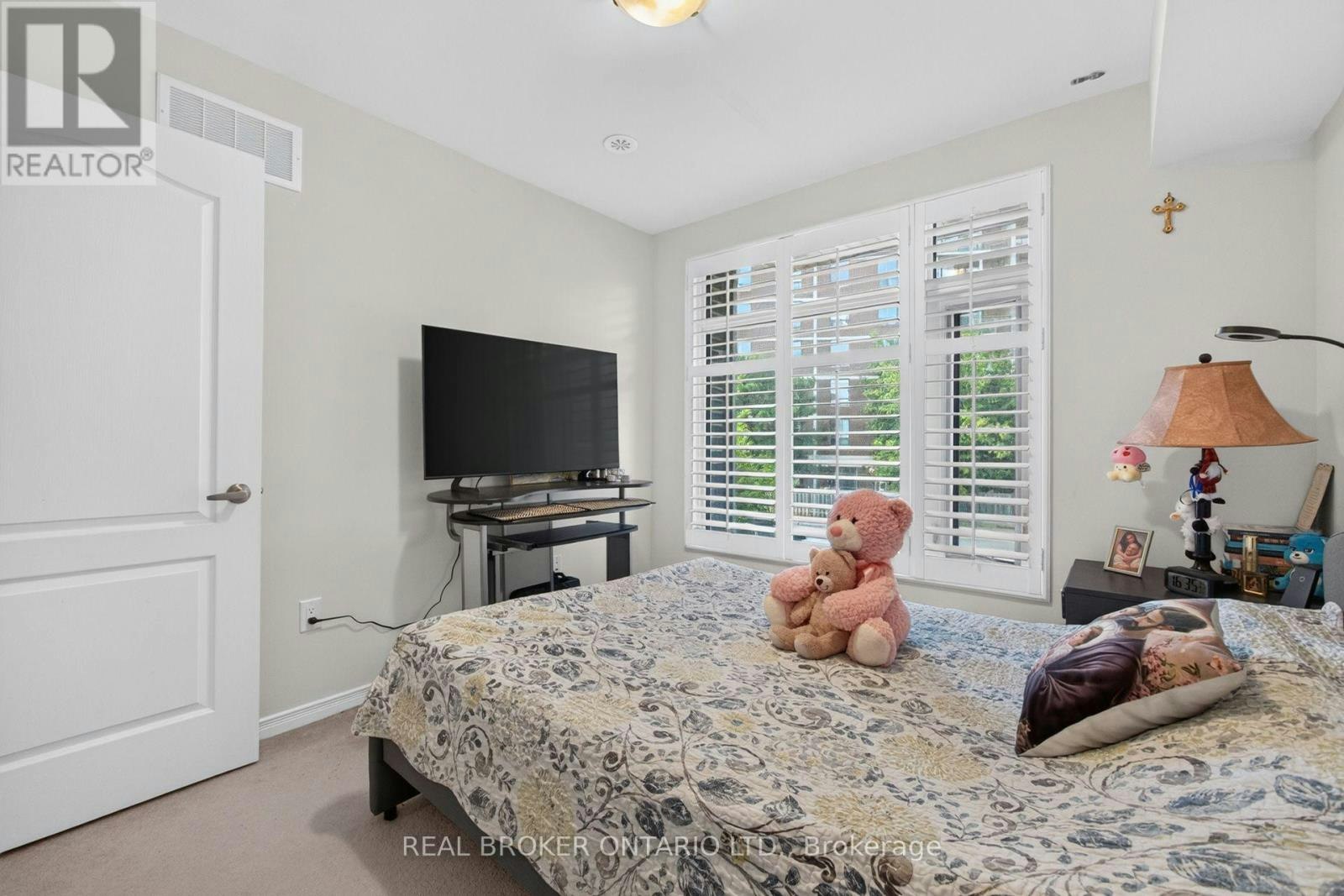 63-35 Applewood Lane, Toronto, ON, M9C 0C1 - 15