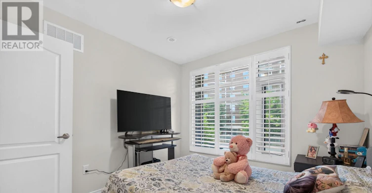 63-35 Applewood Lane, Toronto, ON, M9C 0C1 - 15