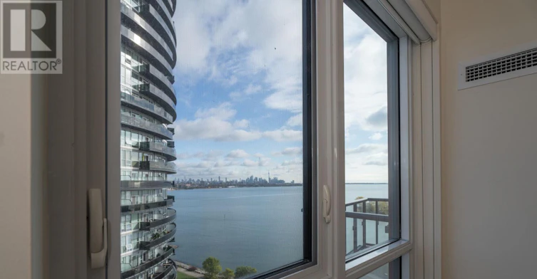 PH11-39 Annie Craig Drive, Toronto, ON, M8V 0C5 - 3