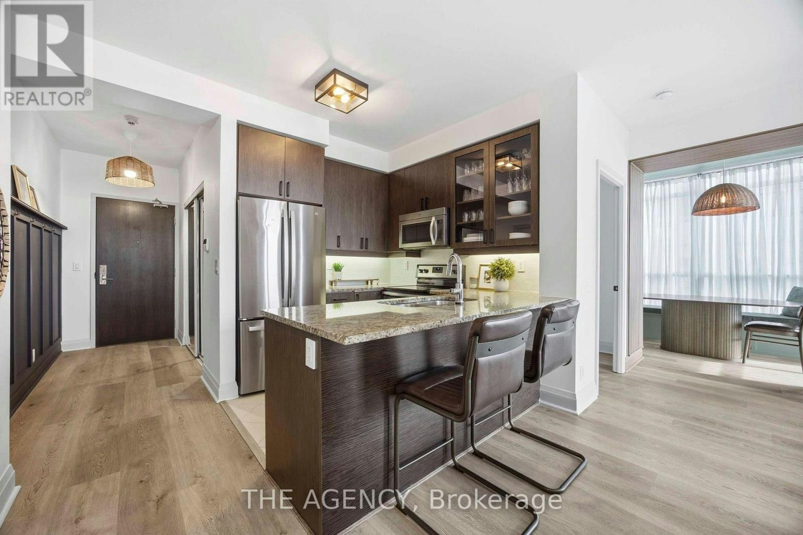 1104-1185 The Queensway, Toronto, ON, M8Z 0C6