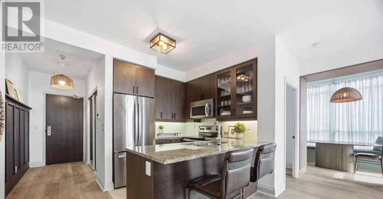 1104-1185 The Queensway, Toronto, ON, M8Z 0C6