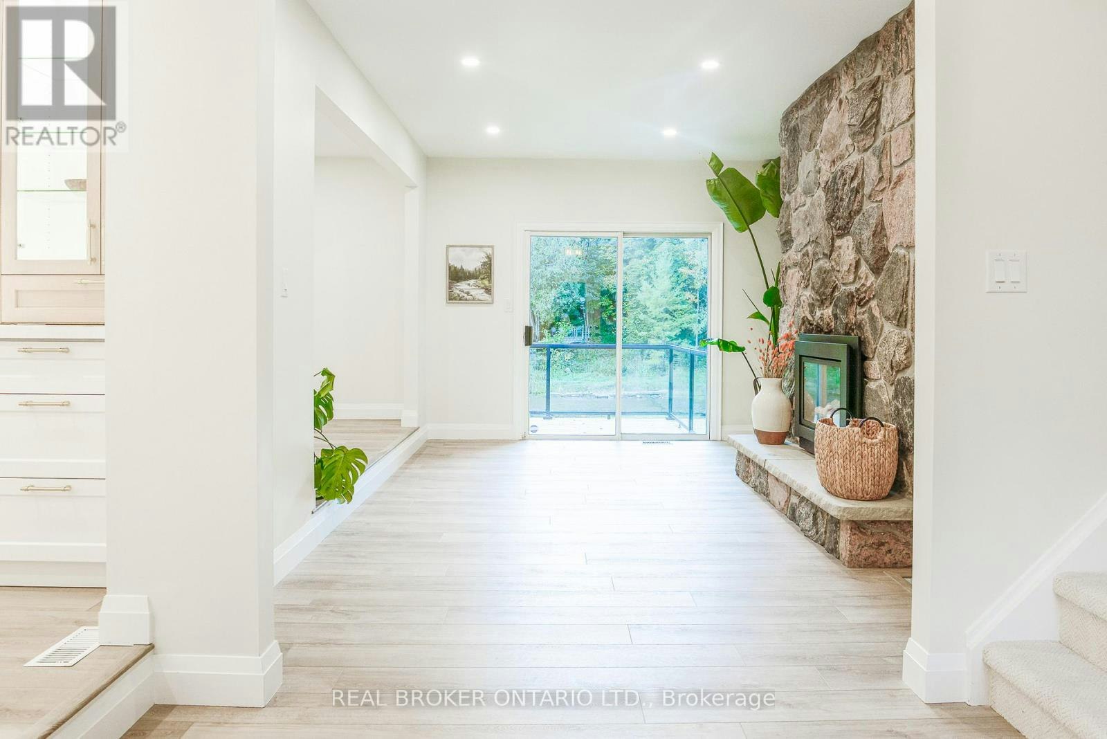 572 Main Street, Halton Hills, ON, L7G 3T6 - 9
