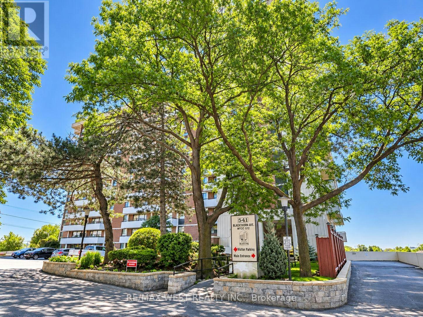 1411-541 Blackthorn Avenue, Toronto, ON, M6M 5A6