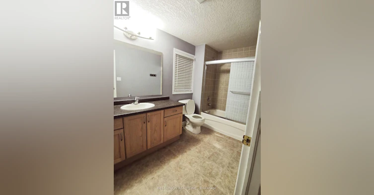 528 Activa Avenue, Kitchener, ON, N2E 4C2 - 13