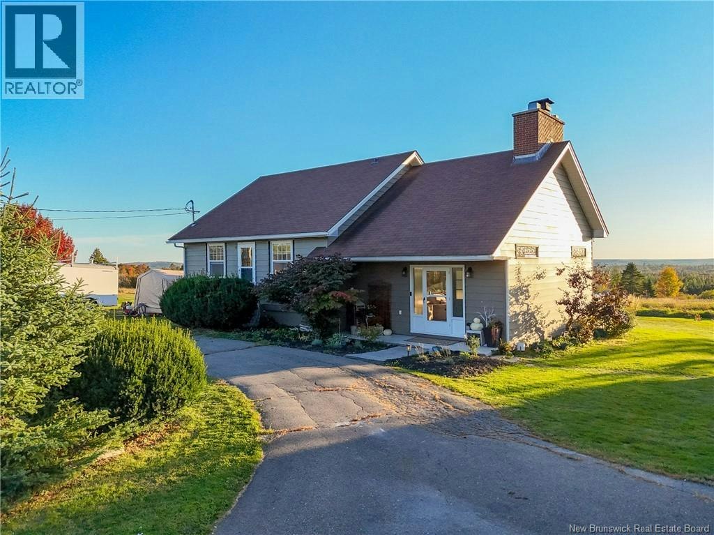 18 Frog Lake Road, Harvey, NB, E6K 2C6