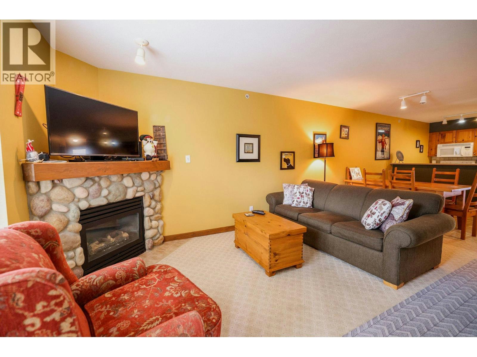 305-9812 Silver Star Road, Armstrong, BC, V1B 3Y9