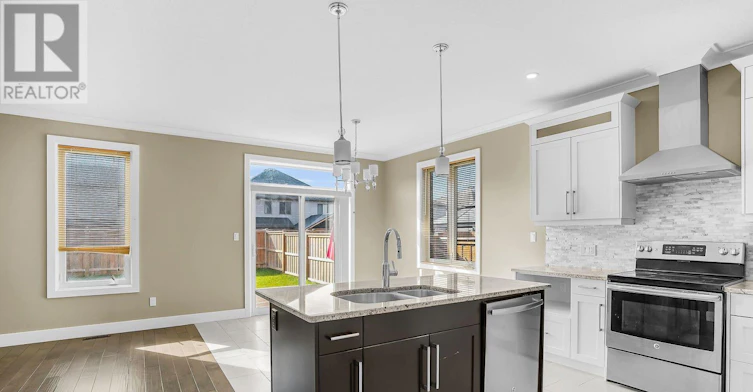 2407 Red Thorne Avenue, London, ON, N6P 0E7 - 9